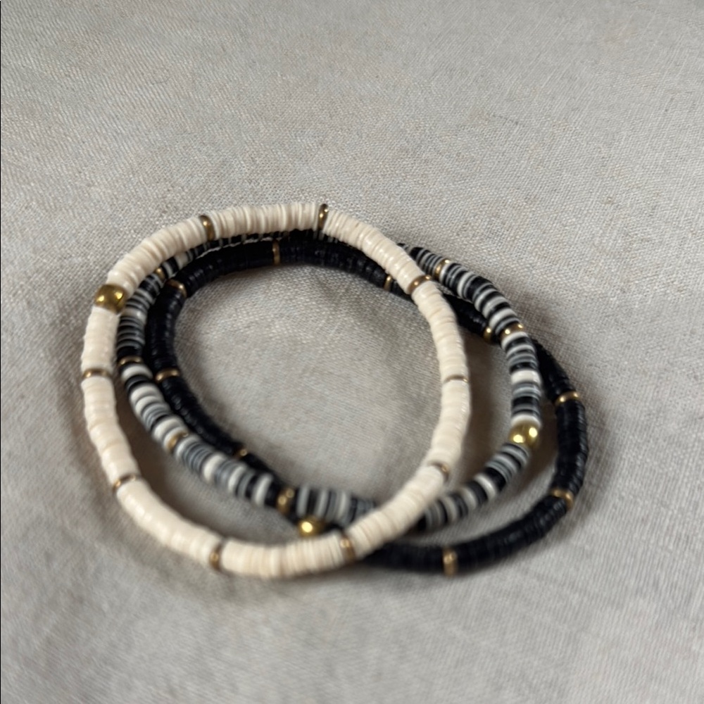 Elegant Black and Cream Beaded Bracelet Set